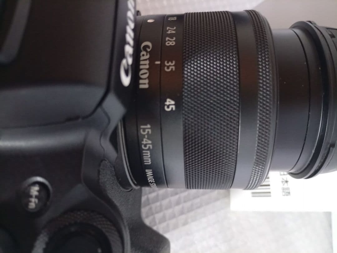 CANON Kiss M Wレンズ 15-45mm　55-200mm 美品箱付!