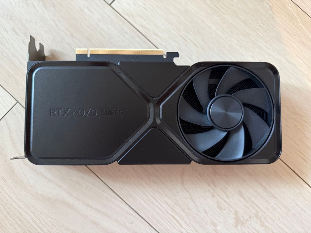 グラフィックボード・グラボ・ビデオカード NVIDIA RTX 4070 Super Founders Edition