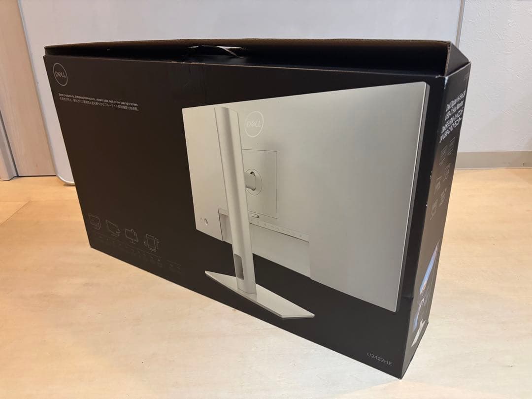 Dell U2422HE 23.8インチ USB-C HUB モニタ−　④