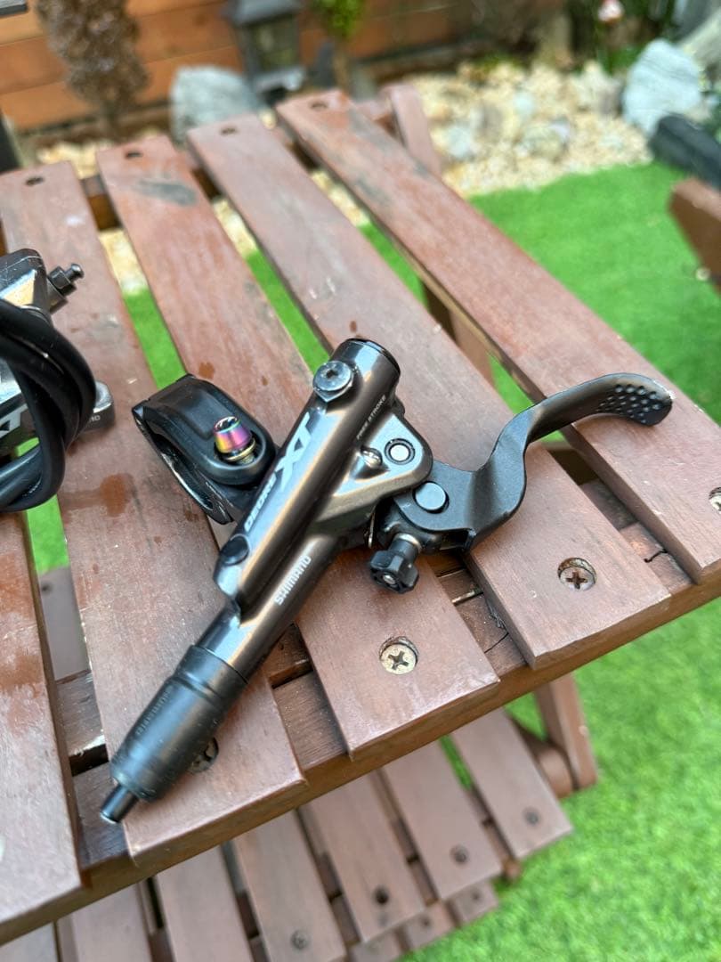 J*o様 Deore XT ブレーキセット シマノ 4ピストン リア＆フロント