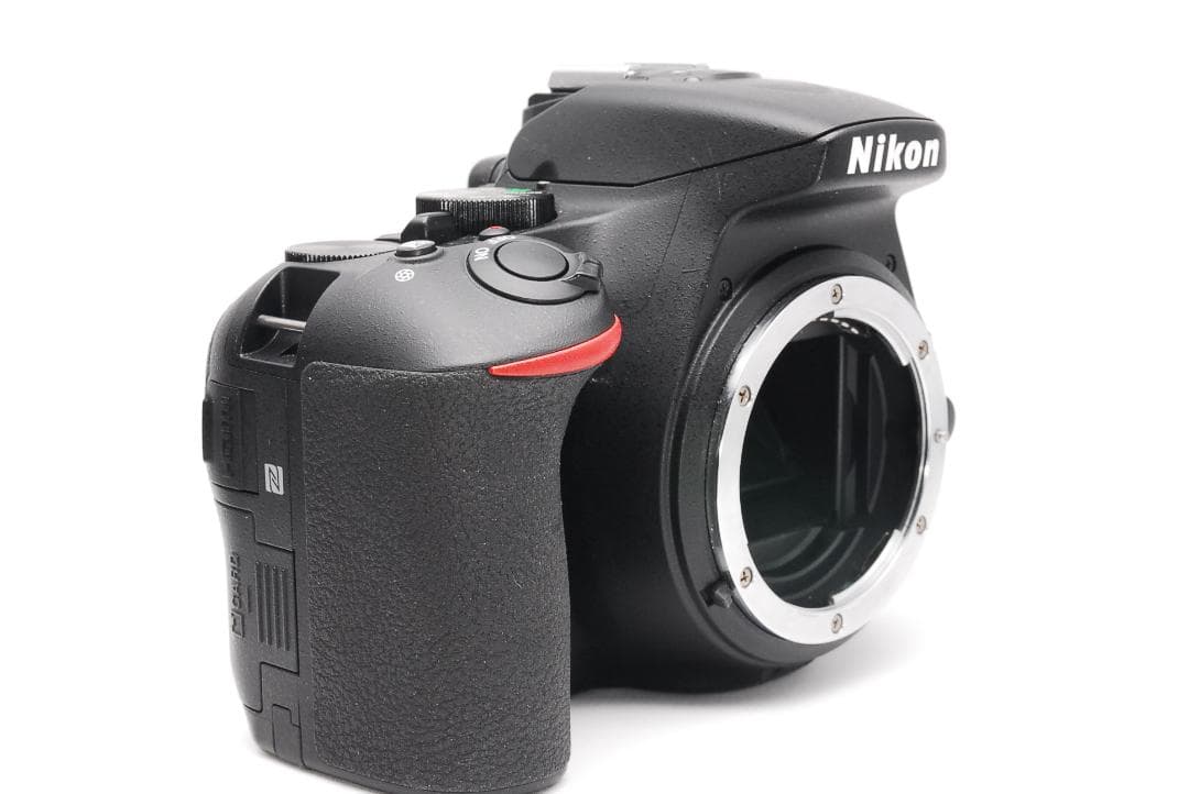 Wレンズキット♥ Nikon D5600 ♥ 美品 一眼レフ 初心者おすすめ