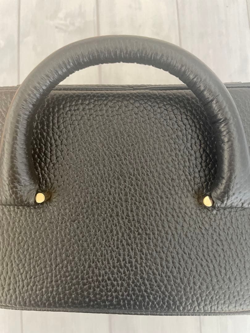 ch!iiibag チーバッグ　ブラック　レザー バニティ