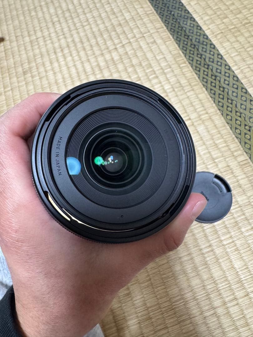 SONY α6400 ミラーレス一眼 + レンス sigma 16mm f1.4