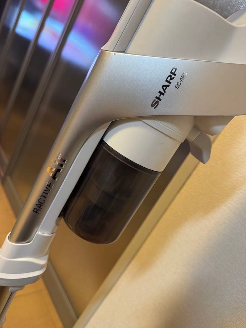SHARP スティッククリーナー EC-AR8