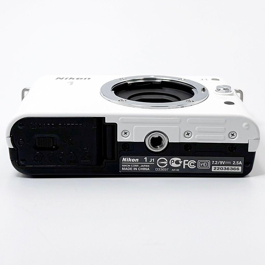 ニコン 1 J1 ダブルズームキット ホワイト ミラーレス カメラ 中古