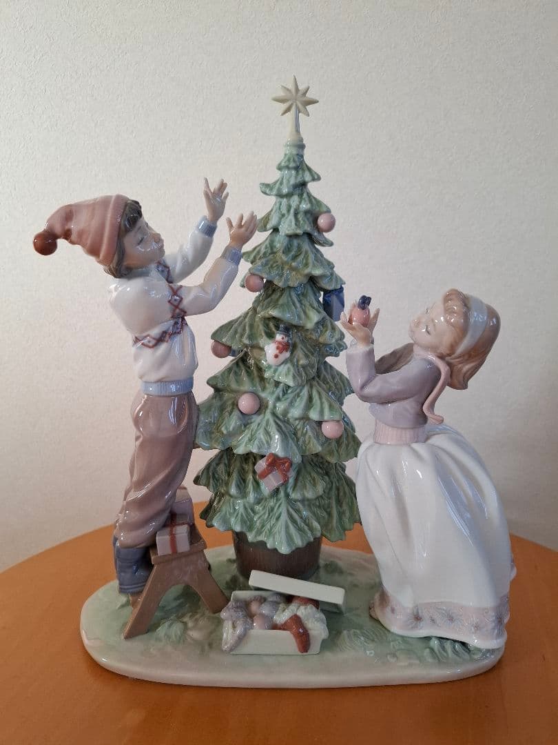 リヤドロ　ツリーを飾ろう