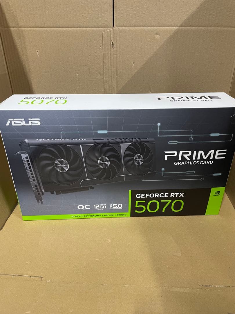 ASUS RTX5070 搭載 ビデオカード PCIe 5.0 12GB
