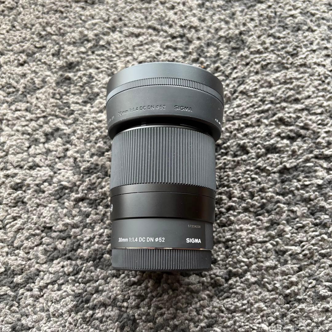 美品SIGMA 単焦点 Eマウントレンズ