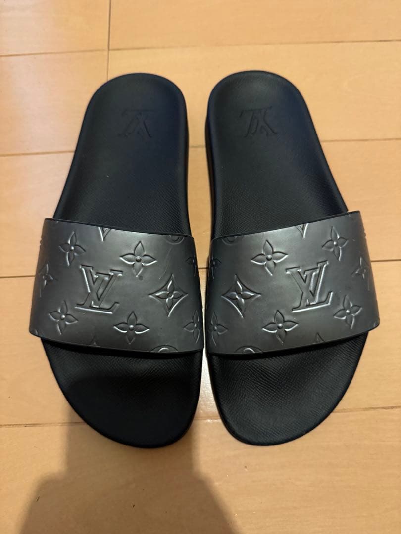 正規品美品Louis Vuitton サンダルサンダルシャワーサンダルヴィトン
