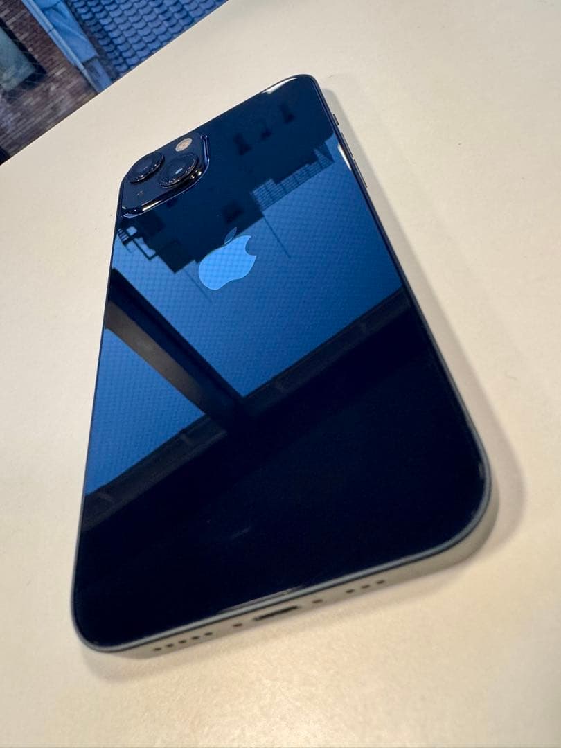 【美品】Apple iPhone 13 ミッドナイト バッテリー残量100%