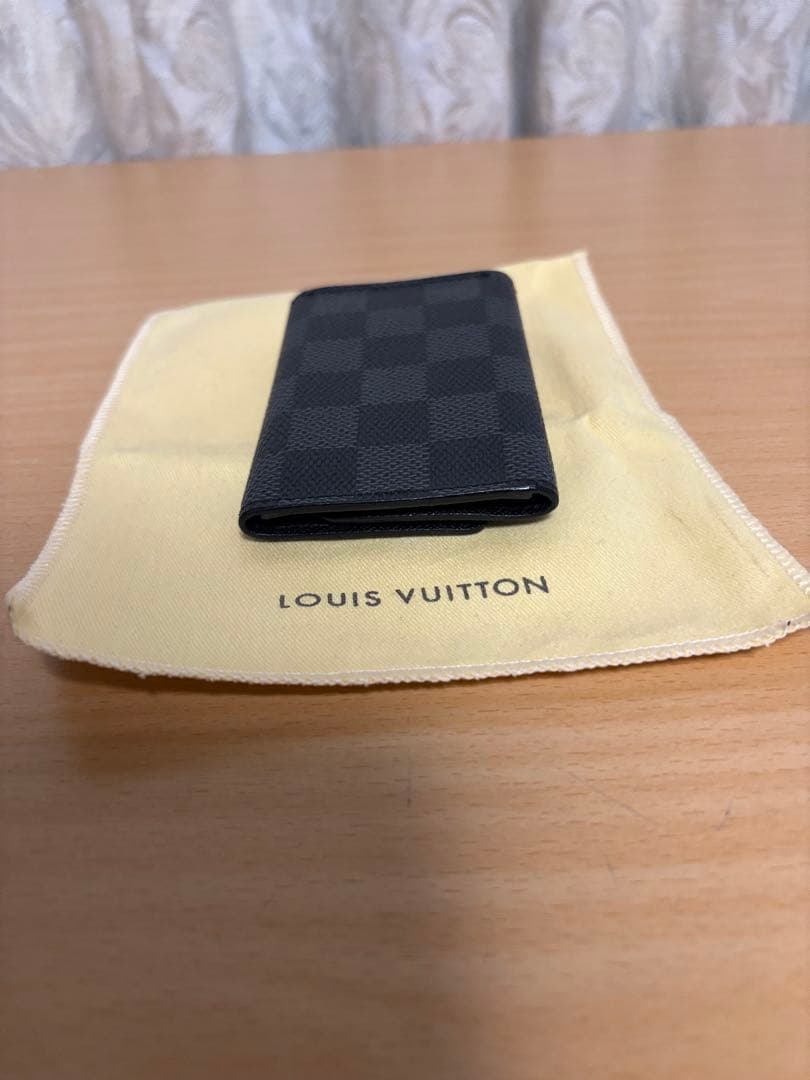 LOUIS VUITTONダミエグラフィットミュルティクレ6連キーケースUSED
