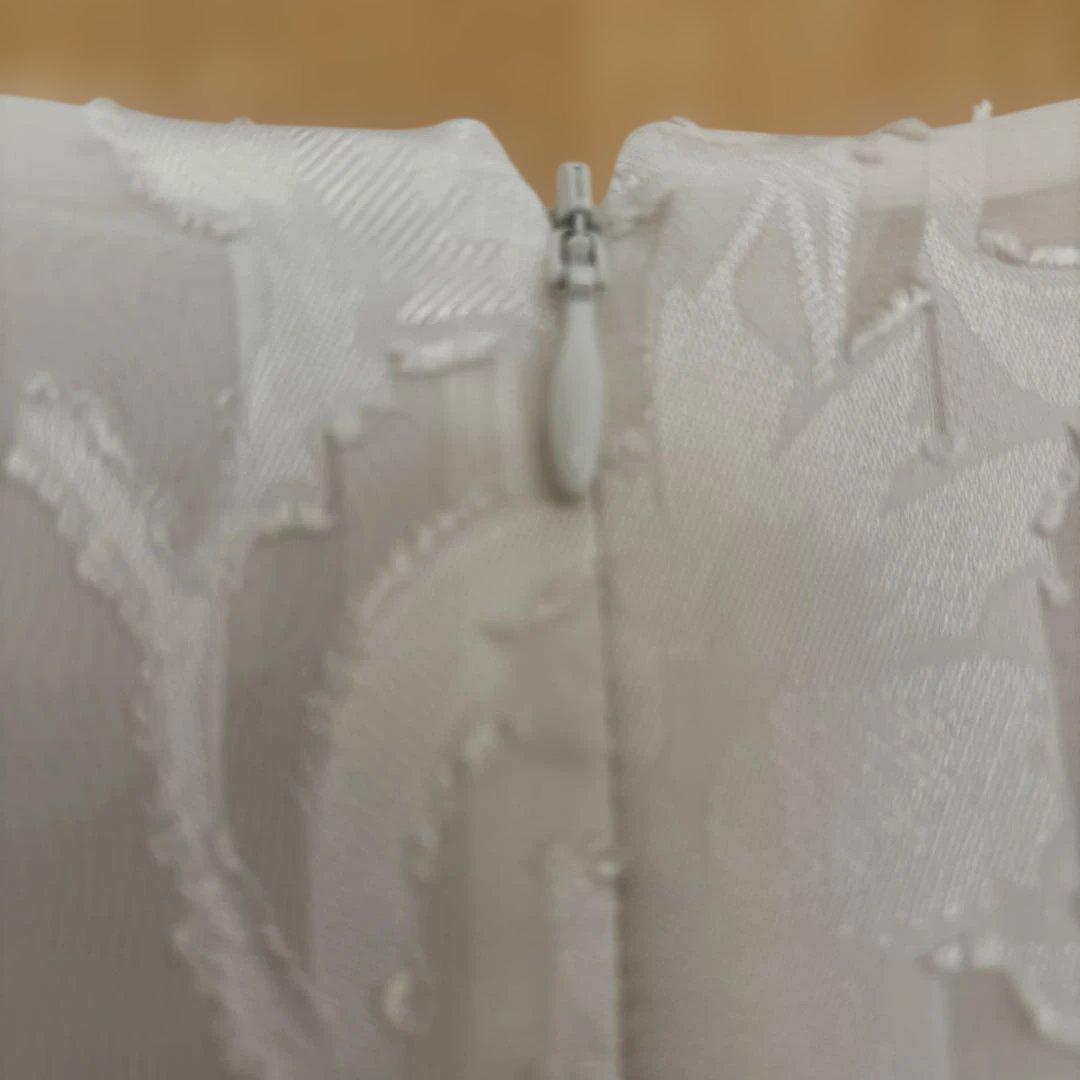 Kaymak 貴重11号 カットジャカード×宇宙素材デコルテタックワンピース