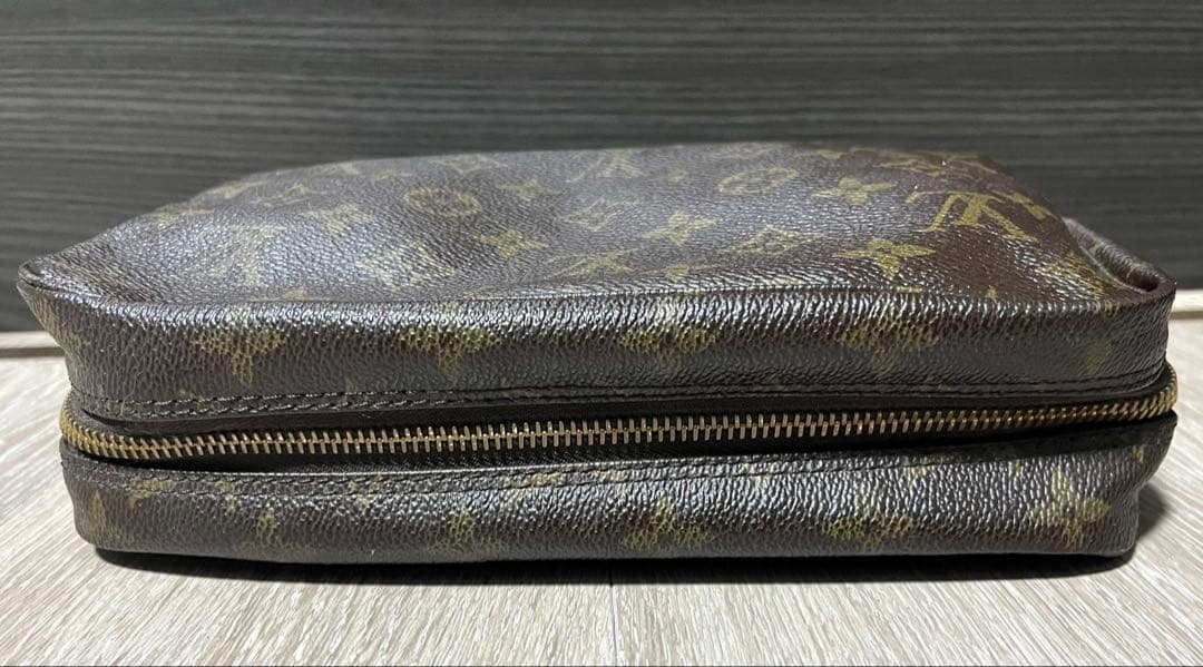 美品 LOUIS VUITTON ルイヴィトン トゥルーストワレット23 ポーチ