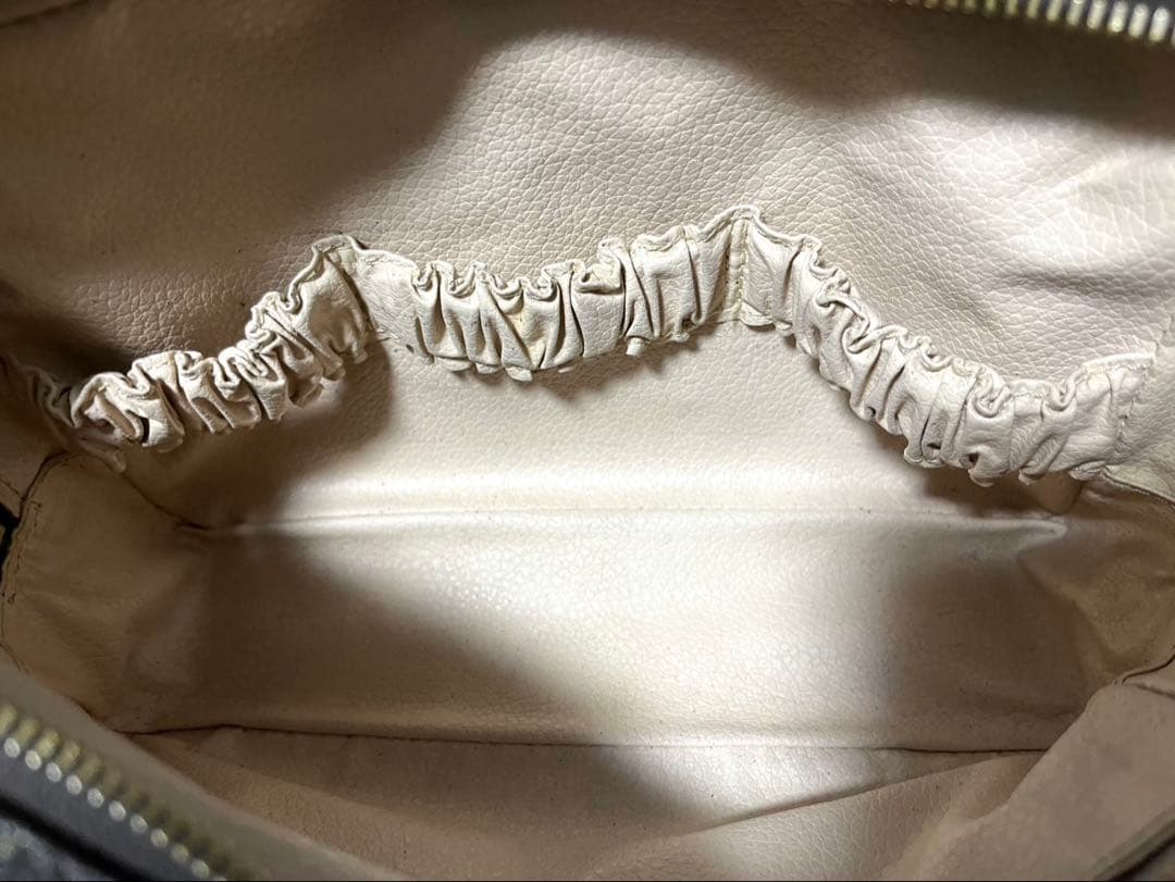 美品 LOUIS VUITTON ルイヴィトン トゥルーストワレット23 ポーチ