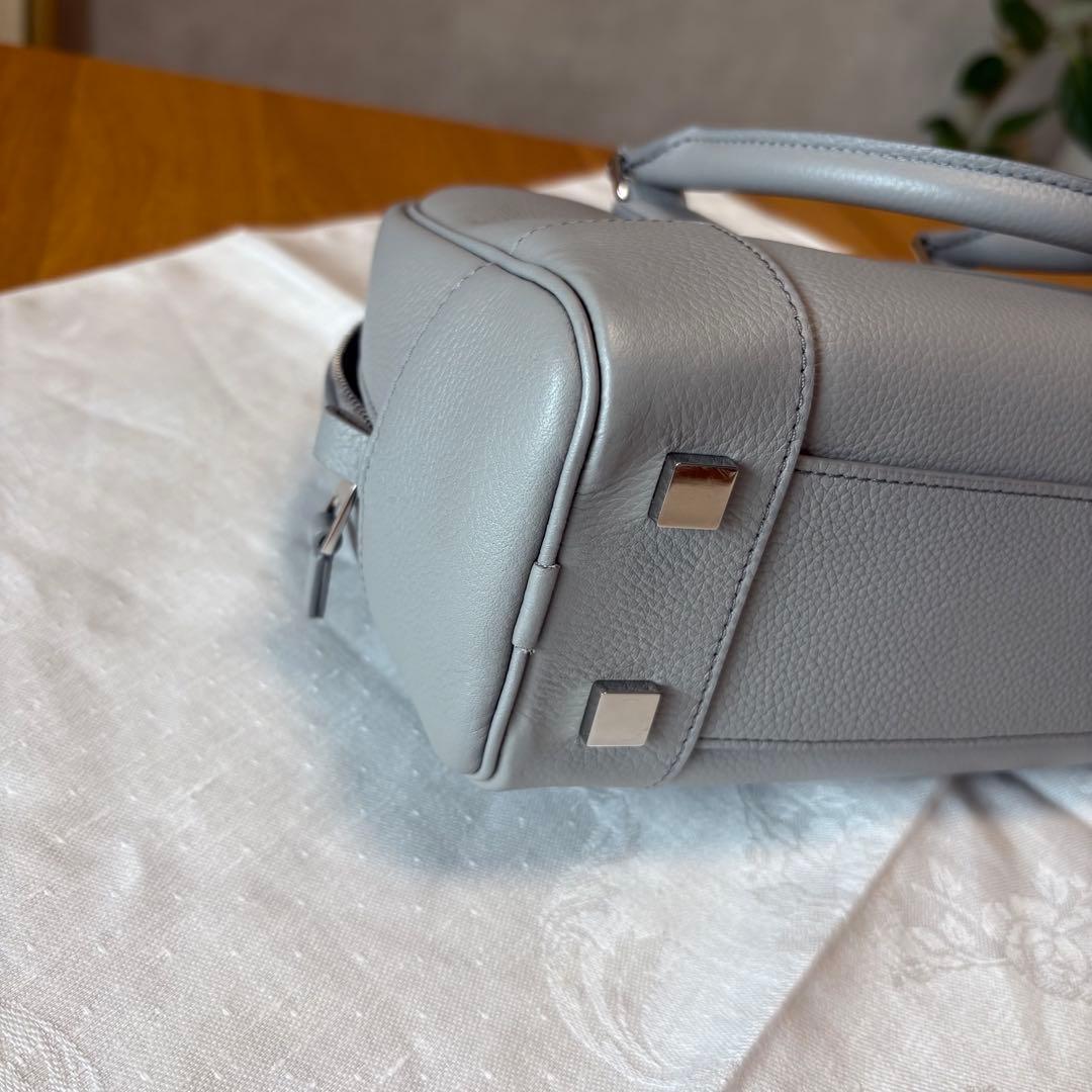 LOEWE ロエベ アマソナ23 ソフトグレインカーフ パールグレー
