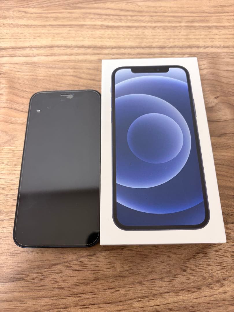 Apple iPhone 12 ブラック 本体 付属品箱付き SIMフリー