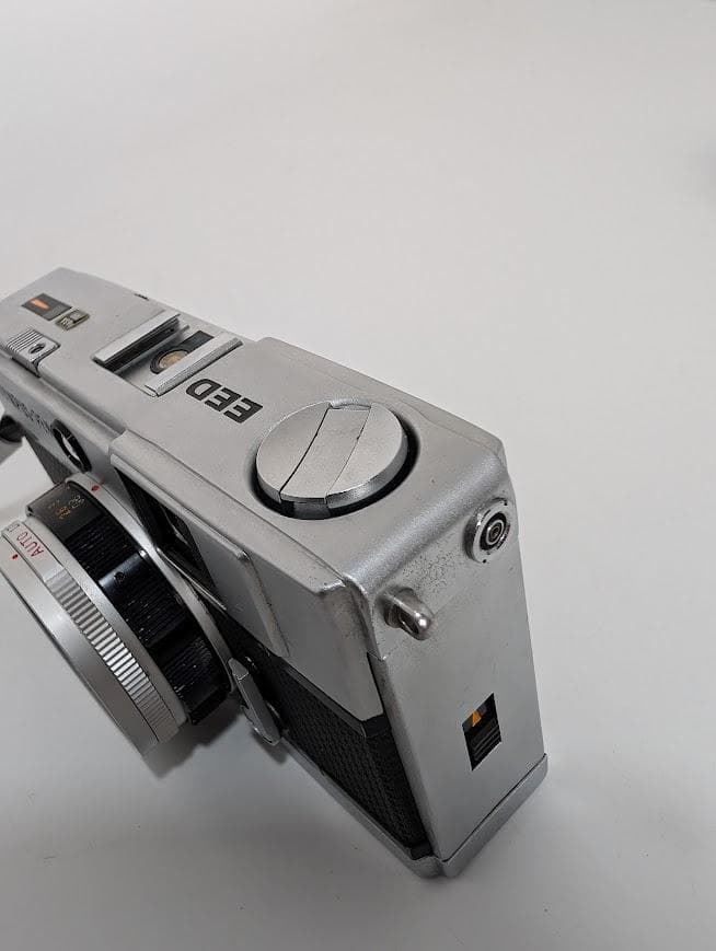 ☆赤ベロOK☆ OLYMPUS PEN EED ハーフサイズカメラ