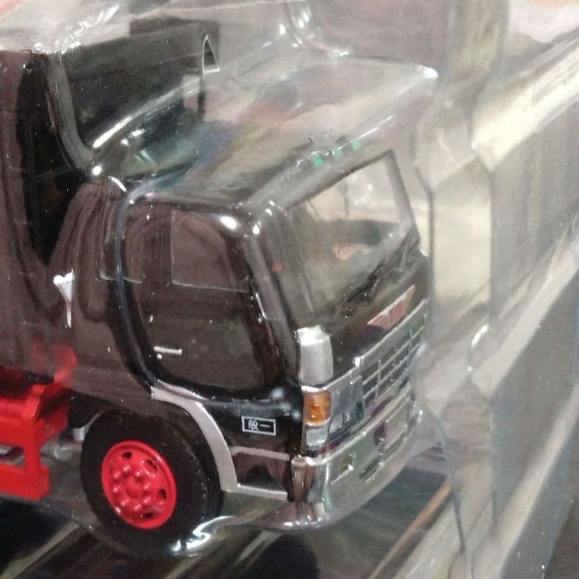 DBGT 1/64 日野 スーパードルフィン ダンプ トラック (ブラック)