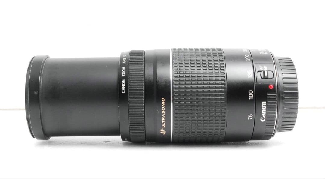 うっちー様　CANON ZOOM LENS EF 75-300mm　4-5.6