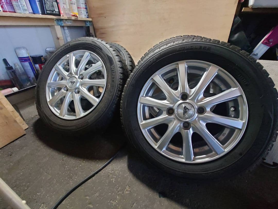 ②スタットレスタイヤ…AZ SPORTS 13インチ ホイールセット