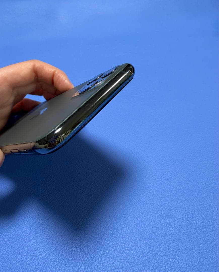 Apple iPhone 11 Pro ミッドナイトグリーン【64GB】