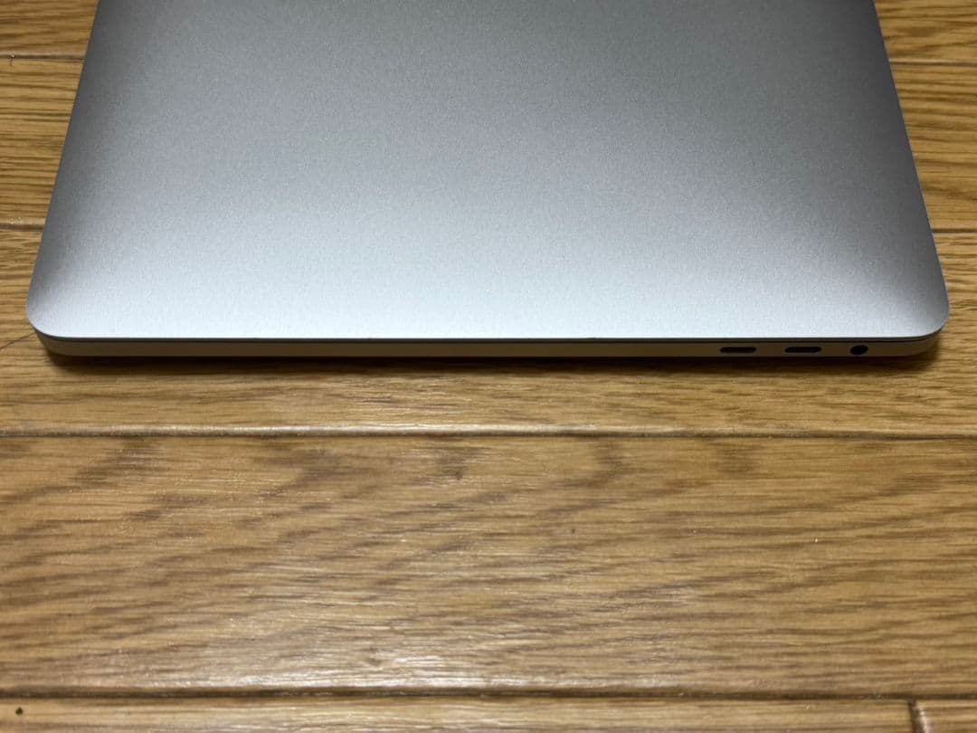 MacBook本体 MacBook Pro 2020 13.3inch