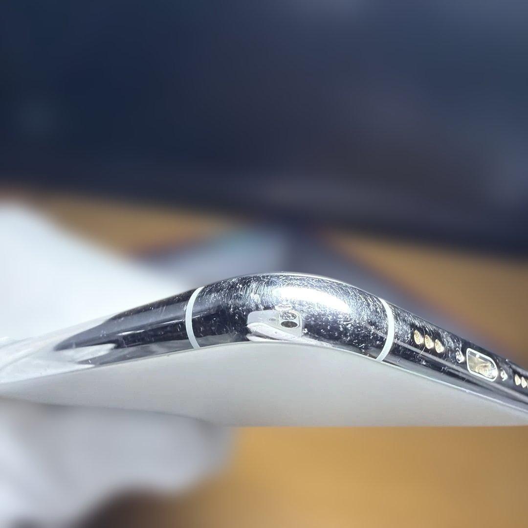 iPhone11 pro シルバー　256GB SIMロック解除手続き済み