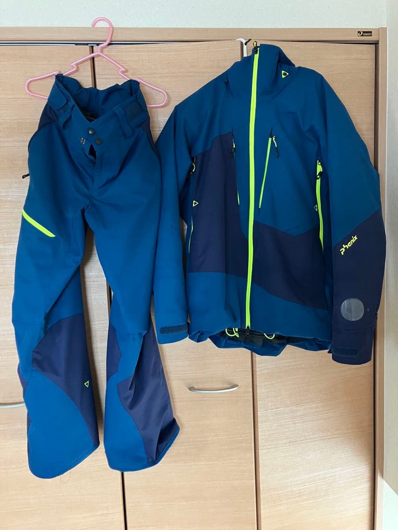【週末限定値下げ】フェニックス　スキーウェア上下セット　メンズLサイズ