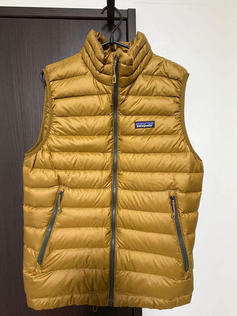 パタゴニアのメンズ・ダウン・セーター・ベスト