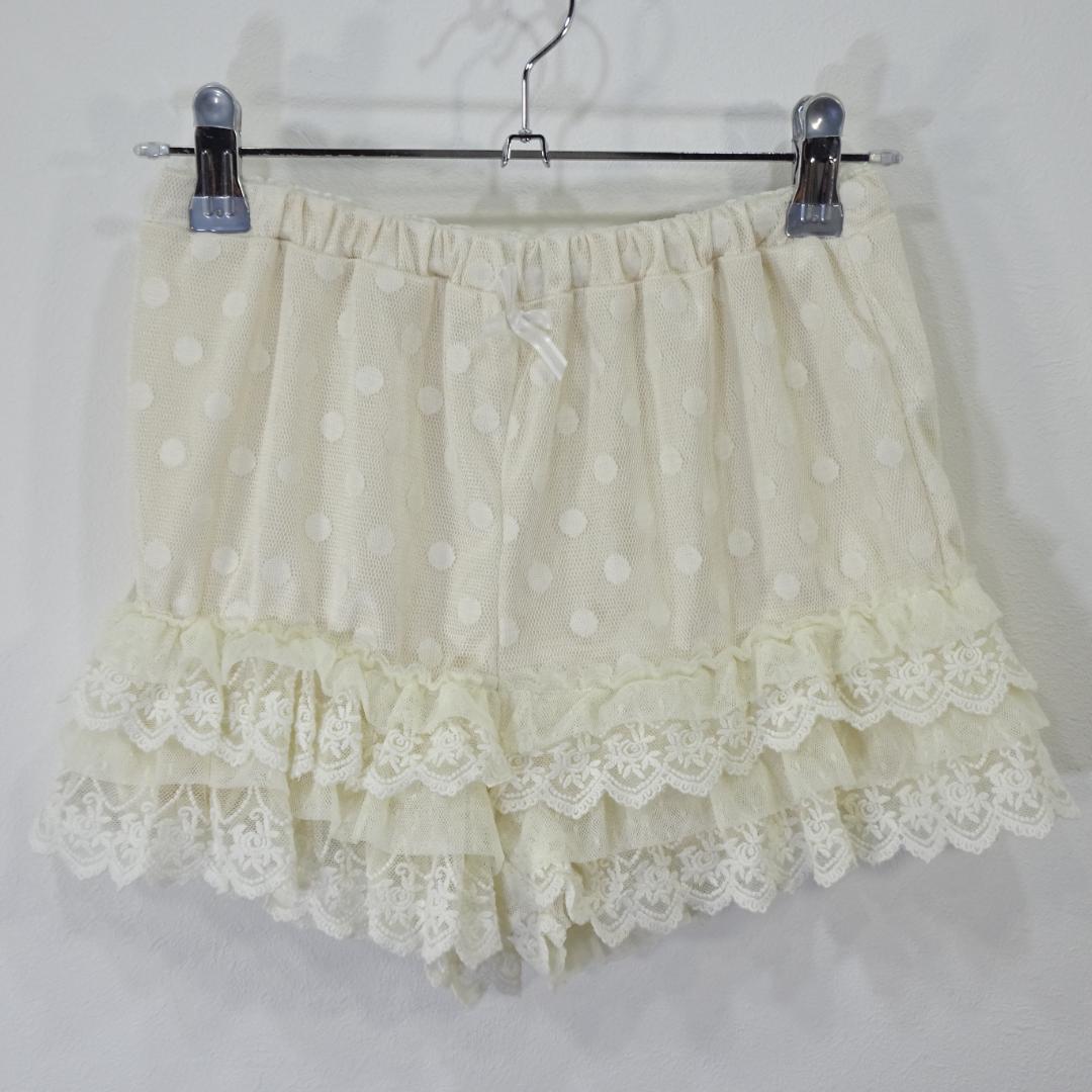 LIZ LISA フリルインナーパンツ　スカパンショートパンツ ドット柄きなりO
