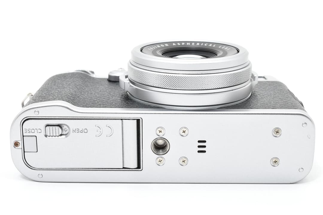 FUJIFILM X100F シルバー 革ケース&箱付 N2