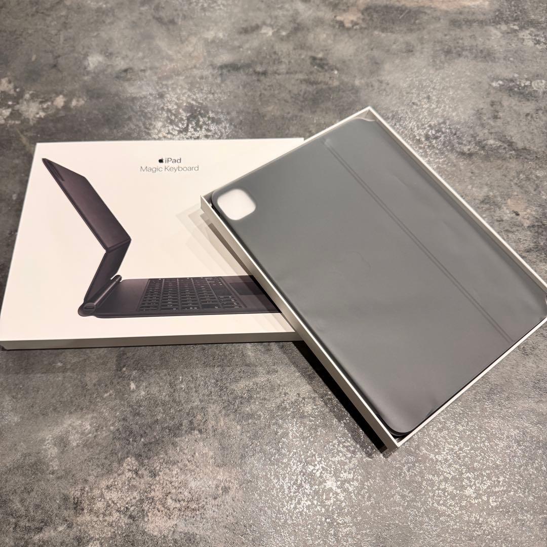 【美品】iPad Magic Keyboard ブラック 箱あり　セット割り有
