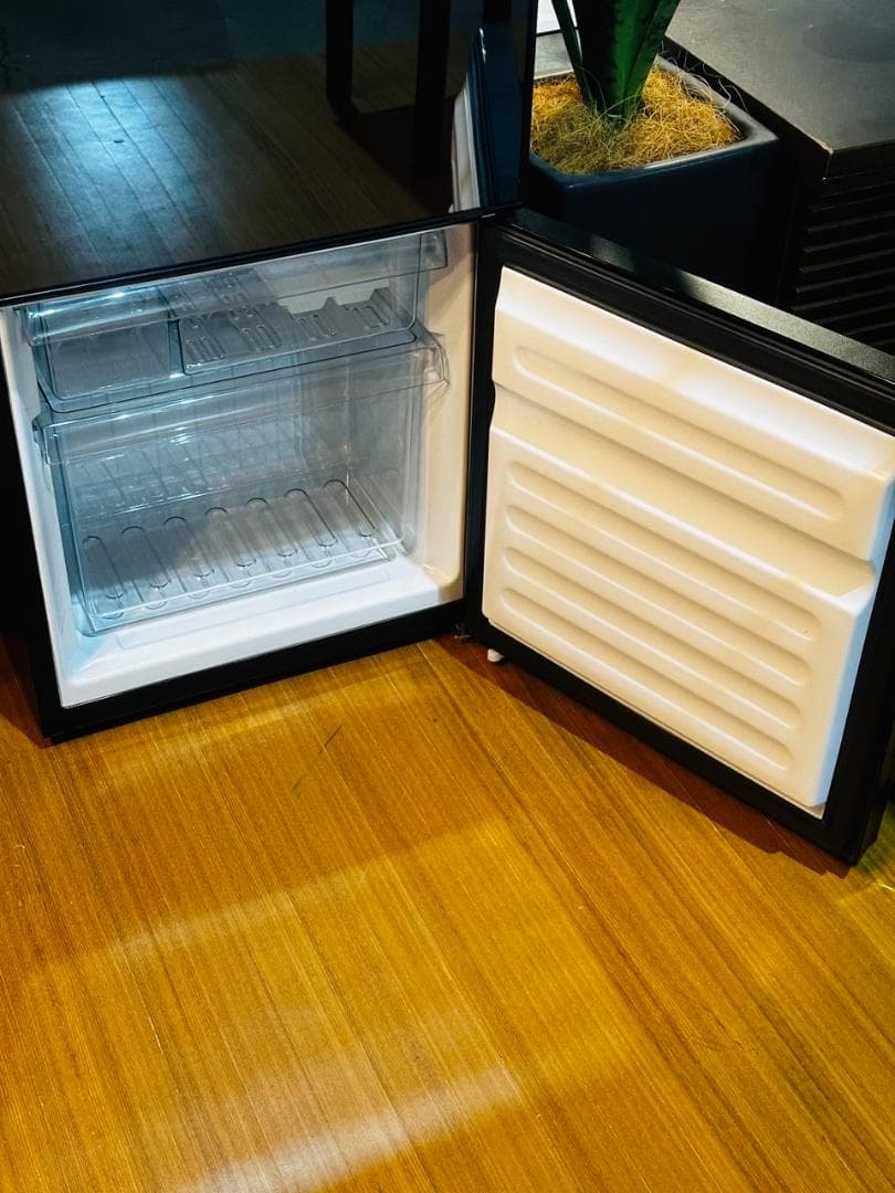 ヨ*ミ様 TWINBIRD　冷蔵庫　110L　HR-FJ11　2021年製　ミラ