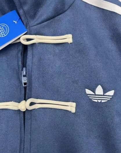 adidasアディダス 中国限定 蛇年トラックジャケット ネイビー Mサイズ”