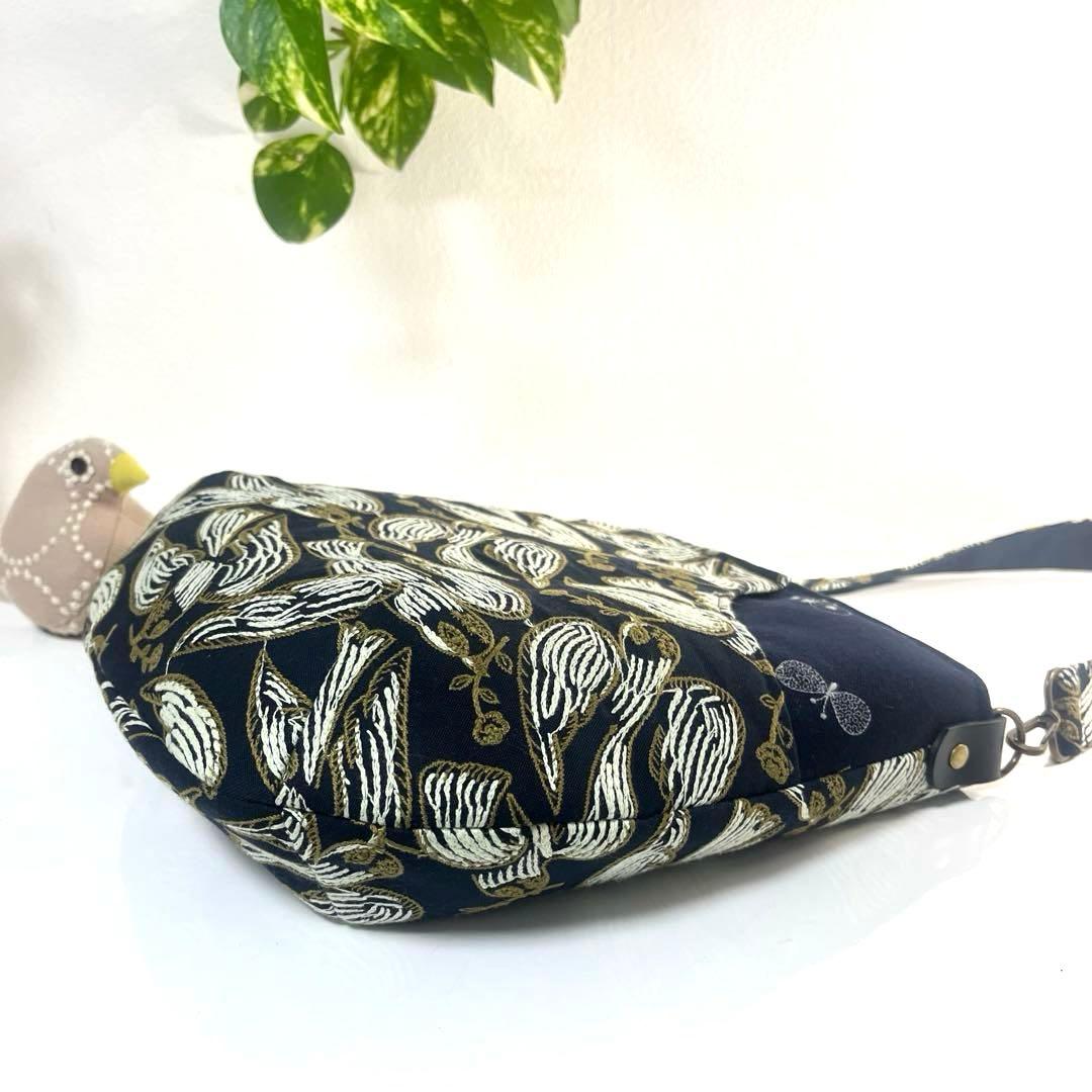 ミナペルホネン　ハンドメイドバッグ　まーるいショルダーバッグ