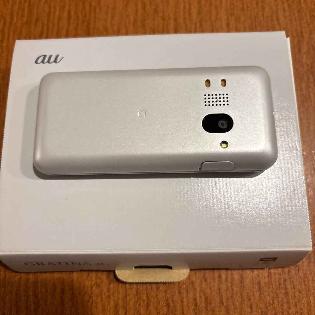新品未使用 SIMフリー au GRATINA 4G KYF31 ホワイト