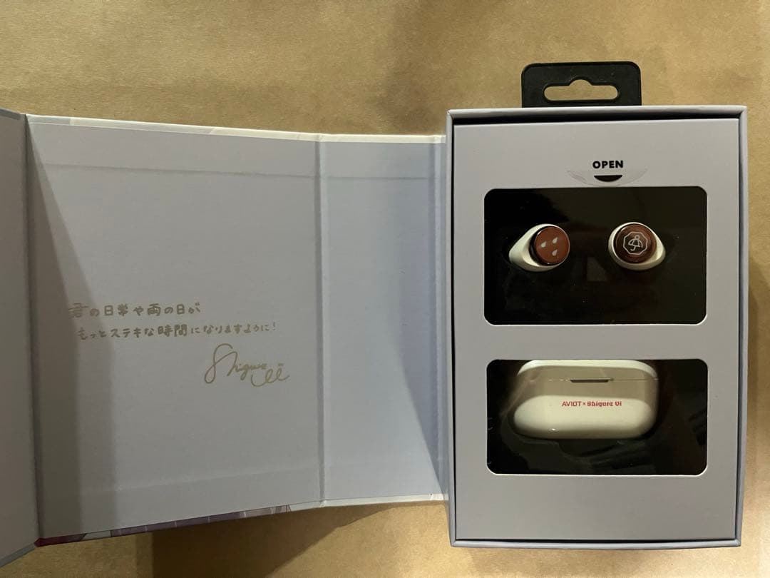 AVIOT しぐれうい コラボ ワイヤレスイヤホン