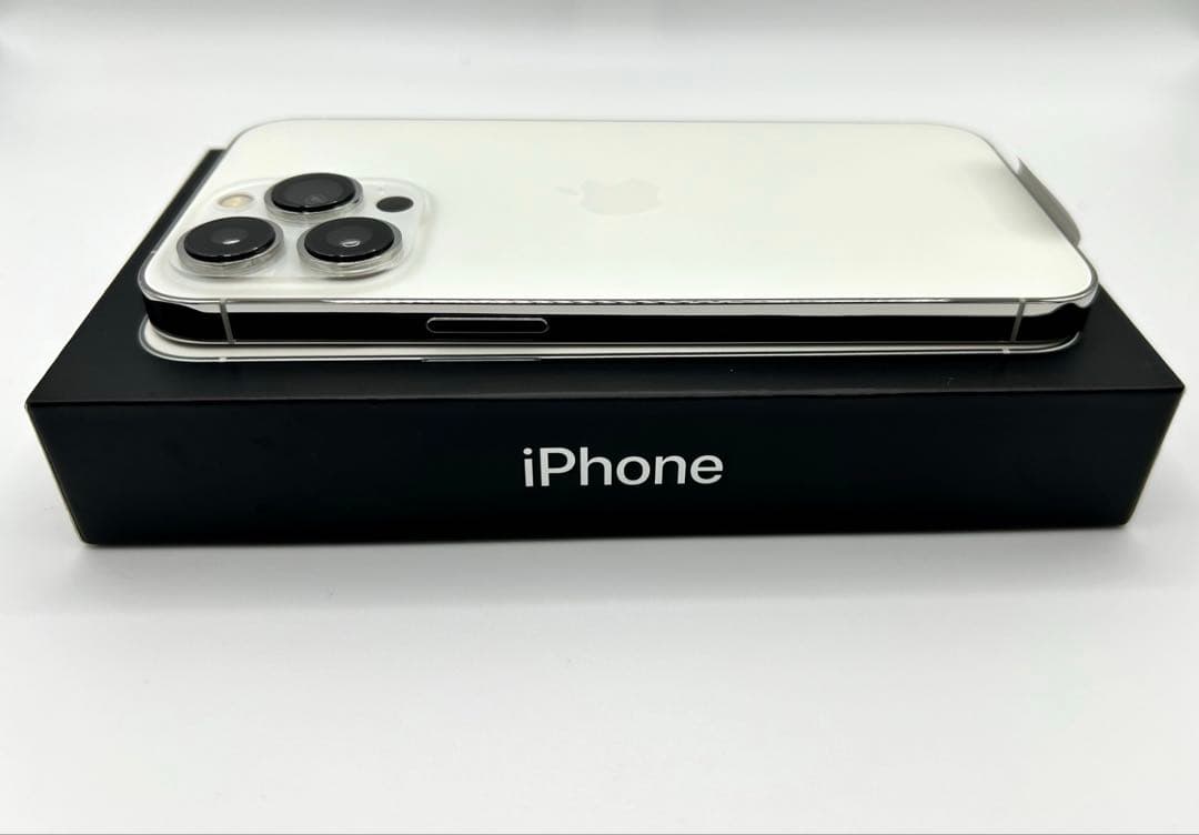 【新品未使用】iPhone 13 Pro 256GB シルバー