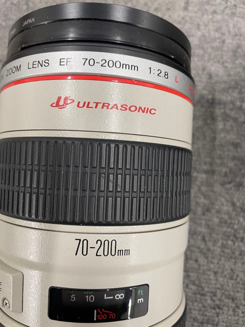 CanonEF 70-200mm f/2.8 L USM ズームレンズおまけ付き