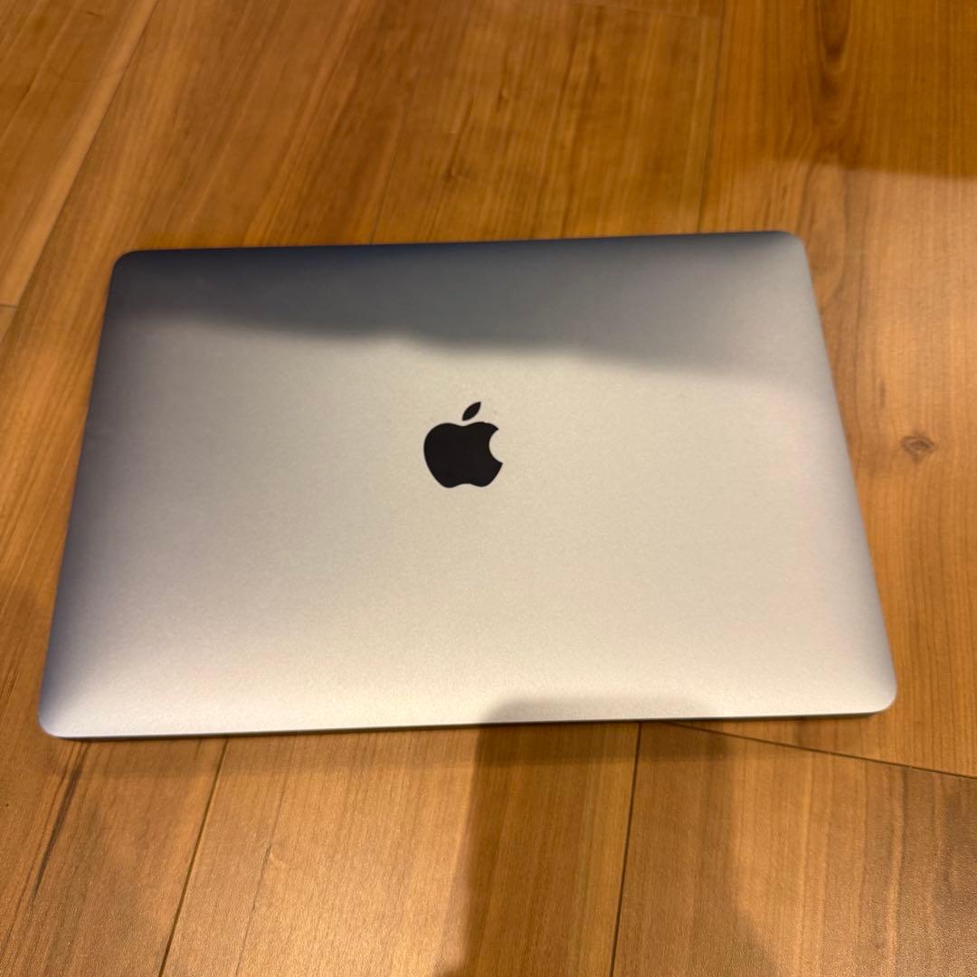 MacBook Air M1 8GB 2020年発売モデル