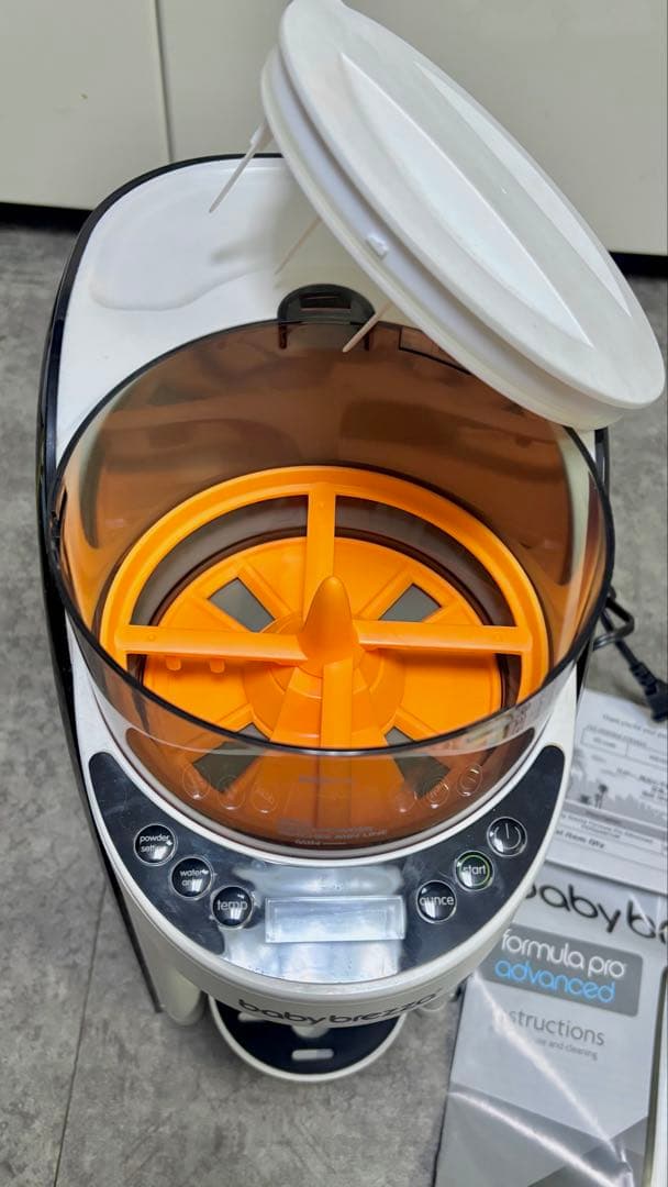 baby brezza 自動ミルクメーカー　ミルク調合器