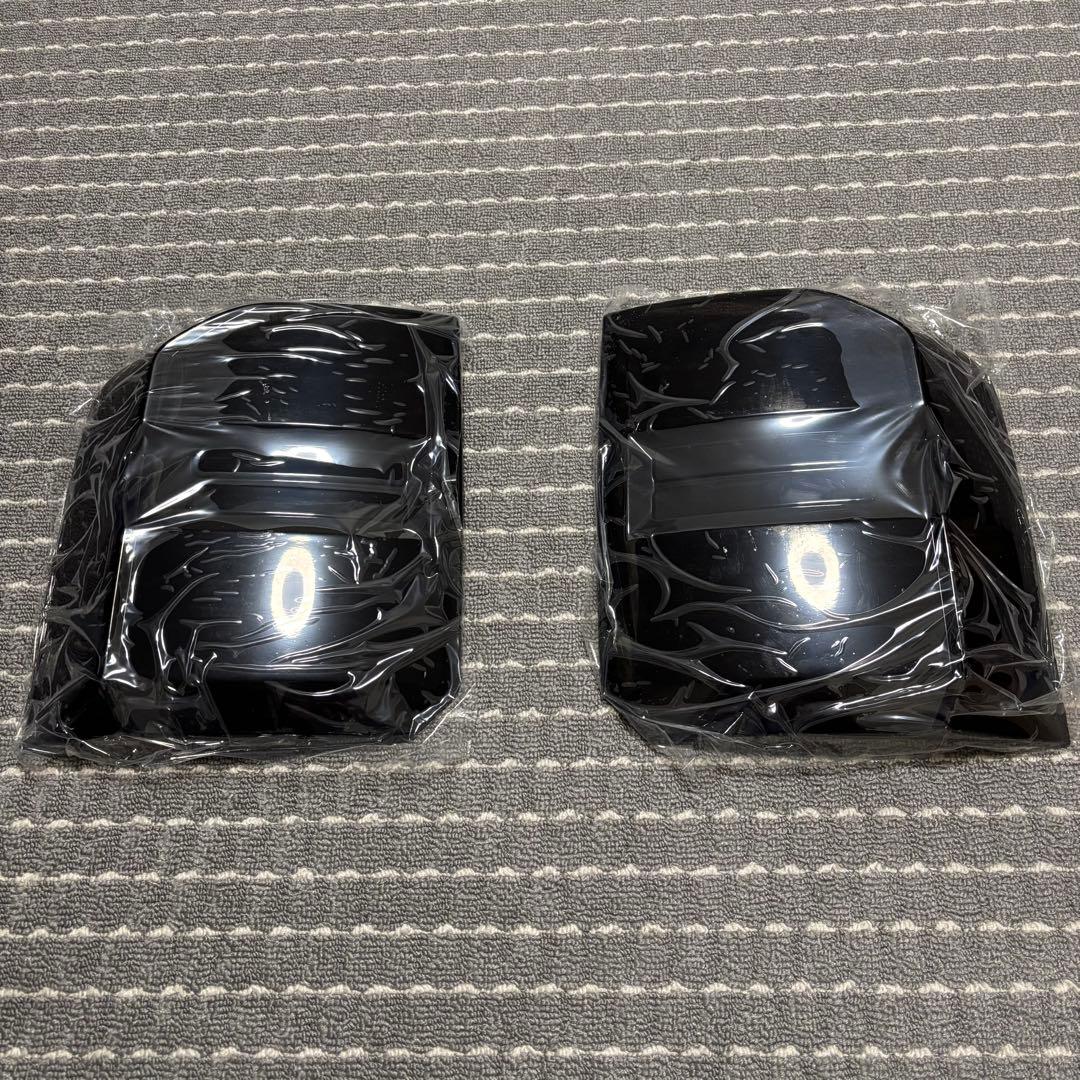 ランドクルーザー250　テールランプスモークカバーセンターコンソールカバーセット