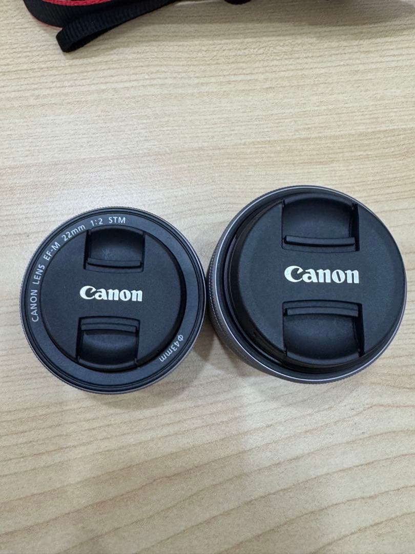 Canon EOS M200 ミラーレスカメラ 15-45mm レンズセット