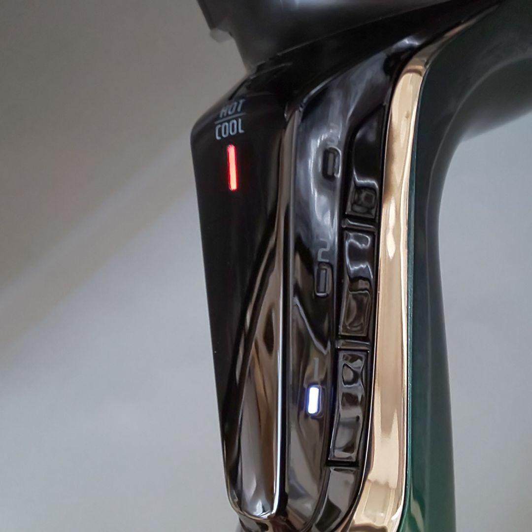 ヘアビューザー レプロナイザー 7D plus《風量新品同様・正規品》73