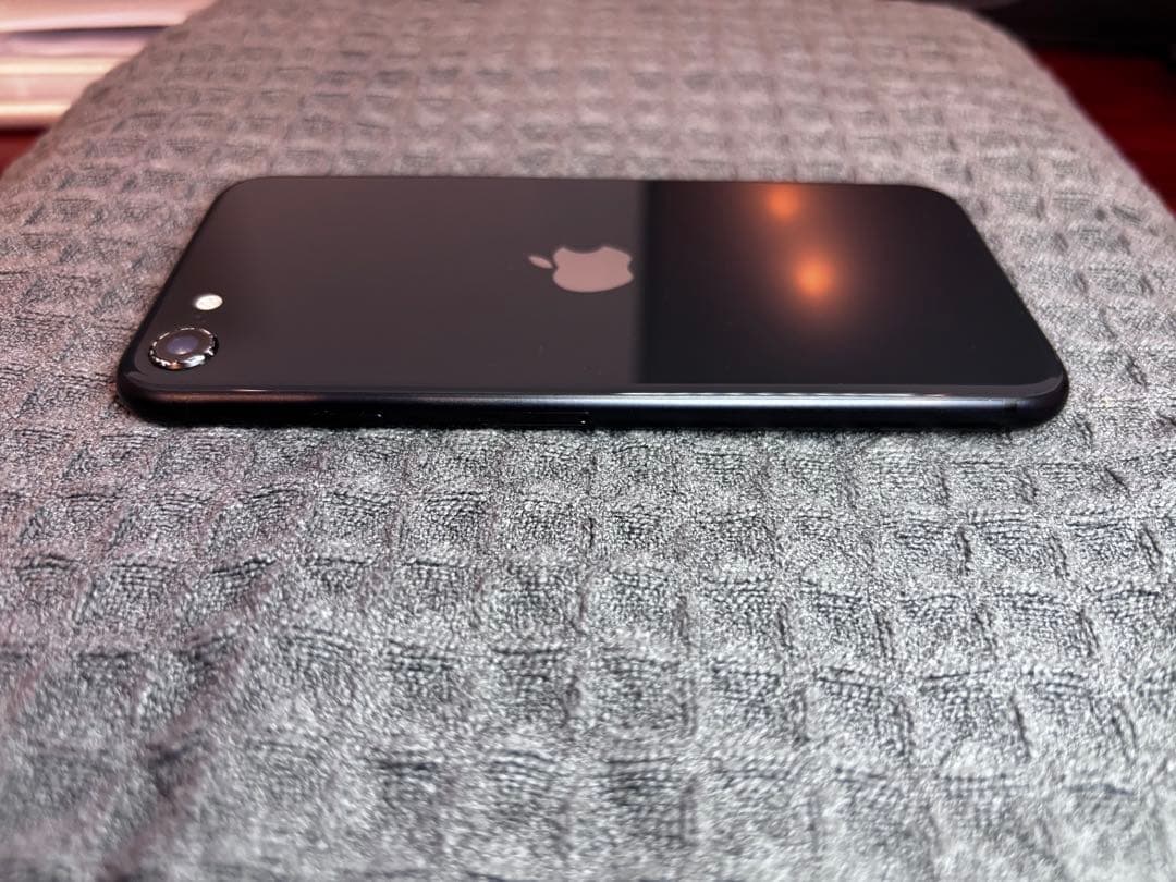 iPhone SE 第2世代 (SE2) ブラック 128 GB SIMフリー