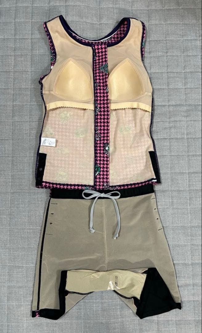 ワコール　フィットネス水着　セパレート　９Mサイズ