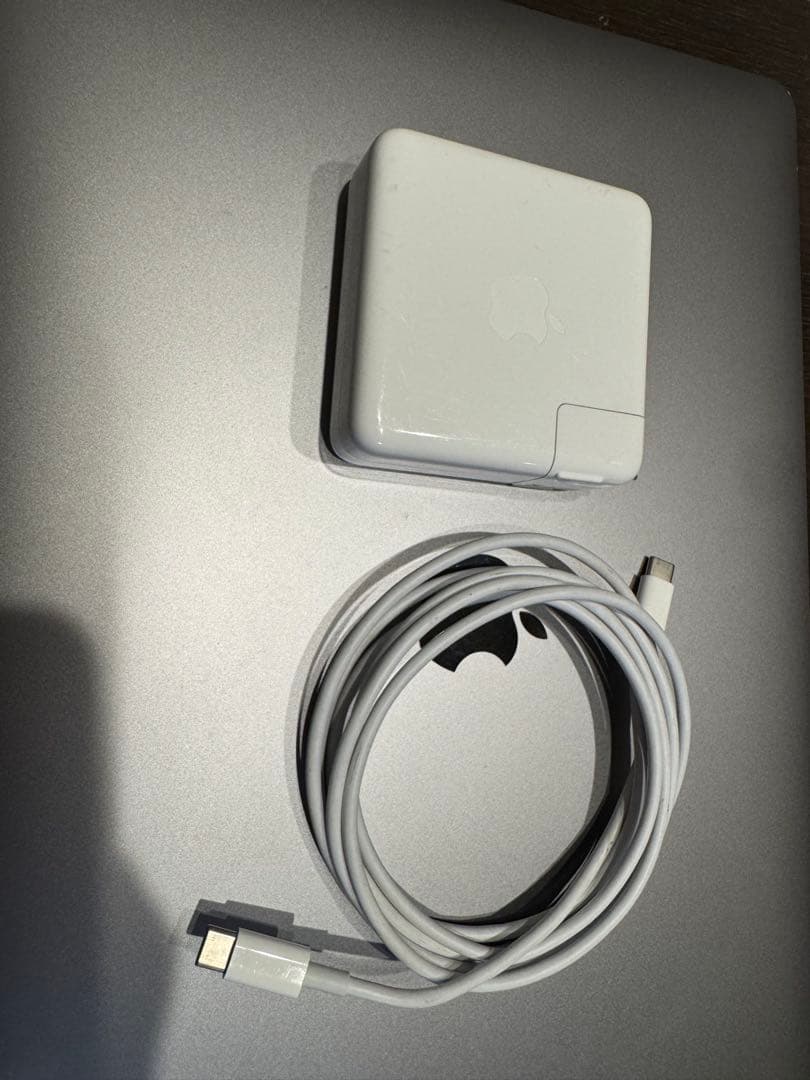 MacBook Pro16インチ2019 i9 4TB 64GB