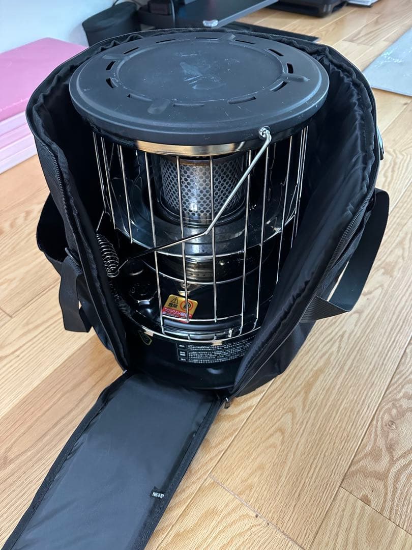 (手渡し限定)24年製　ALPACA 石油ストーブ　 収納ケース付き