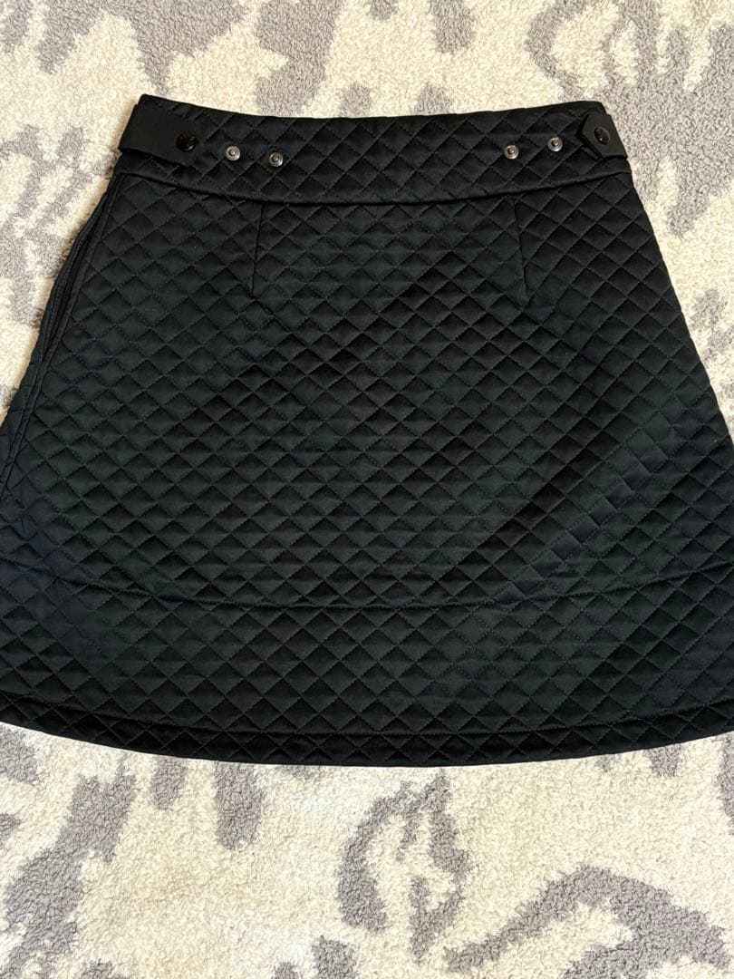 モンクレール　スカート キルティング　黒　xs