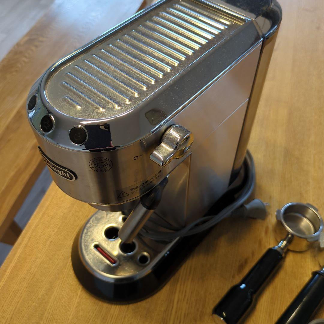 デロンギ　デディカ　 エスプレッソマシン 　 ミルクスチーマー部分ジャンク